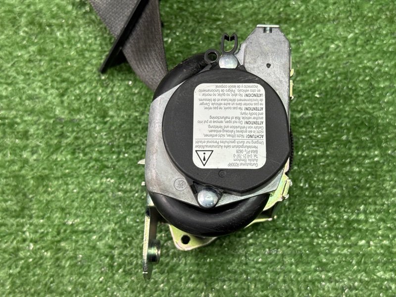 Ремень безопасности Opel Astra GTC