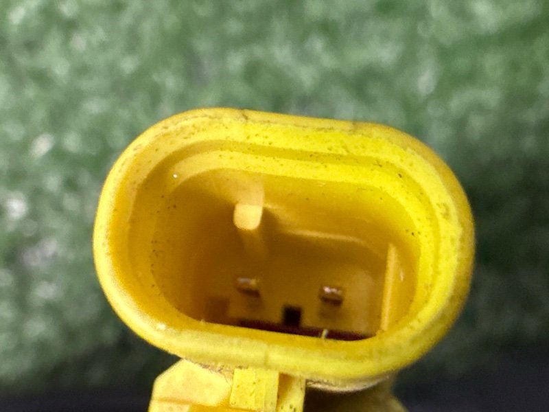 Ремень безопасности Opel Astra GTC