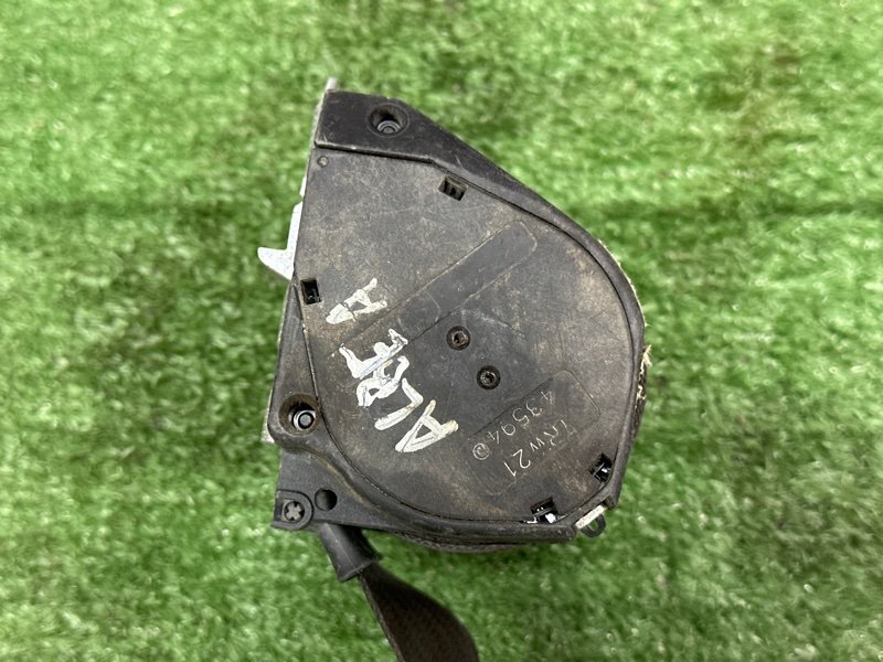 Ремень безопасности Fiat Albea