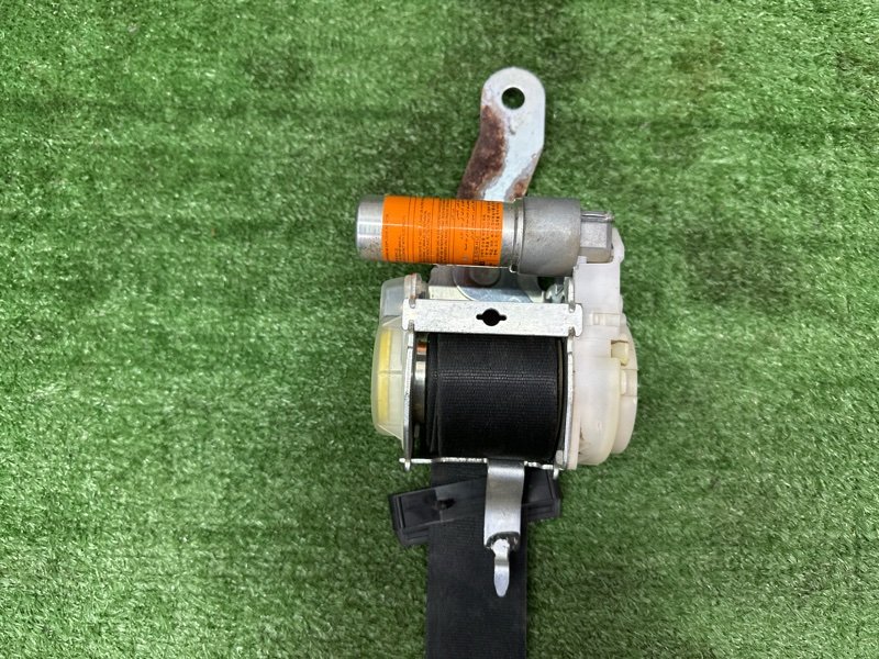 Ремень безопасности Chevrolet Spark