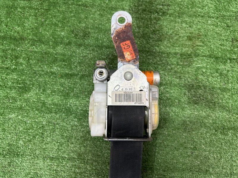 Ремень безопасности Chevrolet Spark