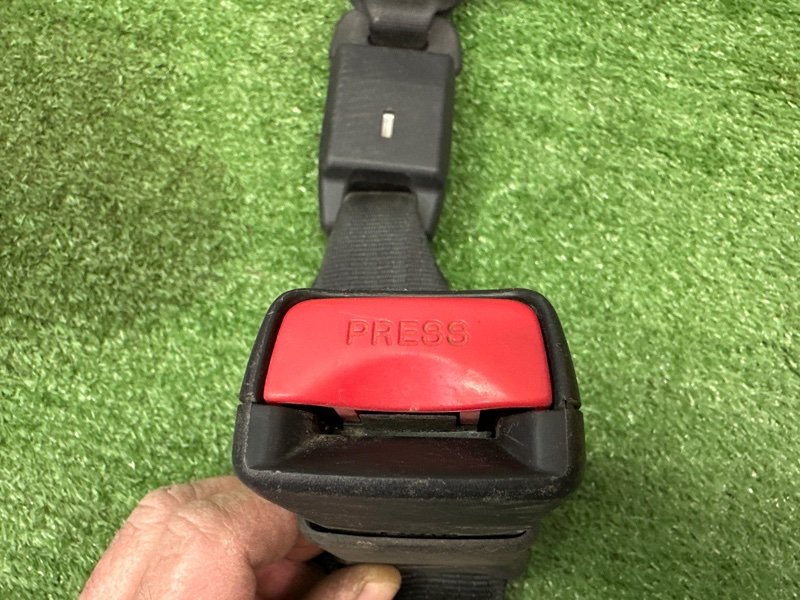 Ремни безопасности Mazda 6