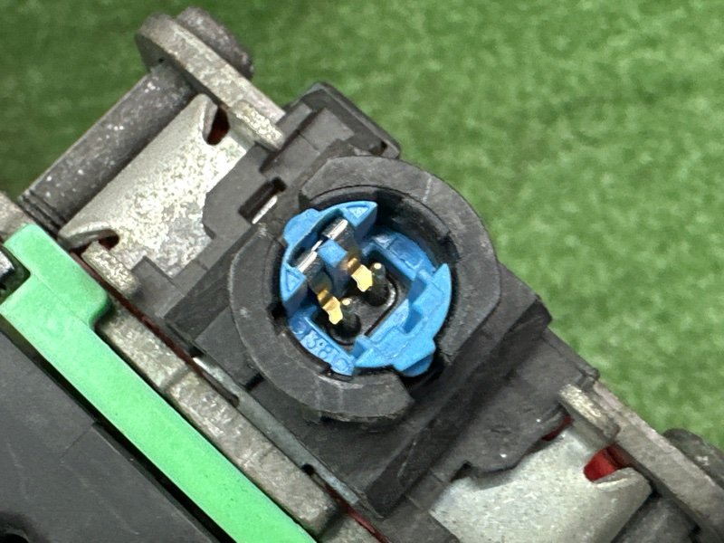 Ремень безопасности Citroen C 4