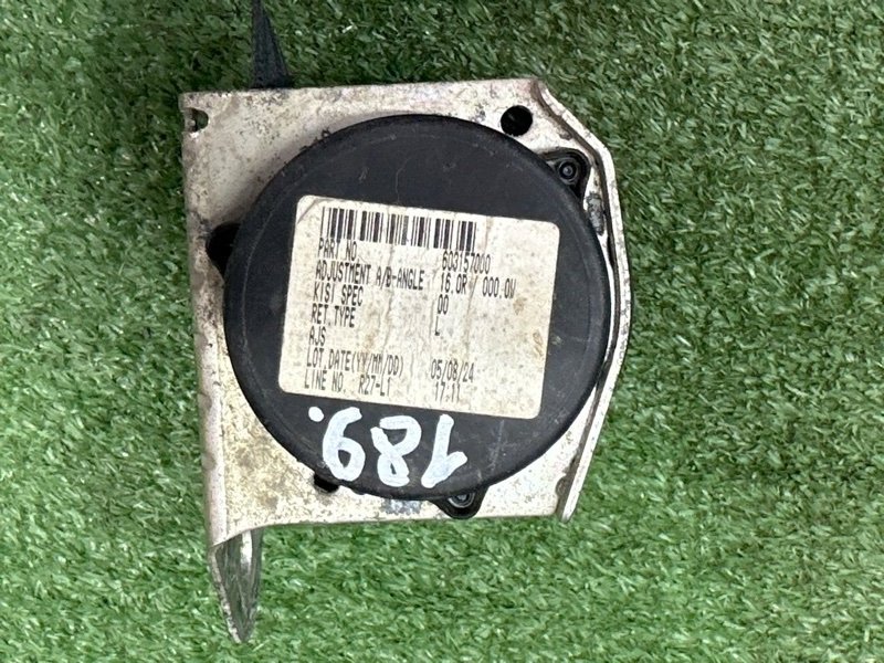 Ремень безопасности Mazda 3 BK