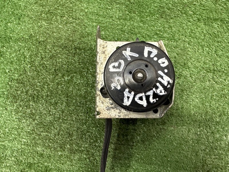 Ремень безопасности Mazda 3 BK