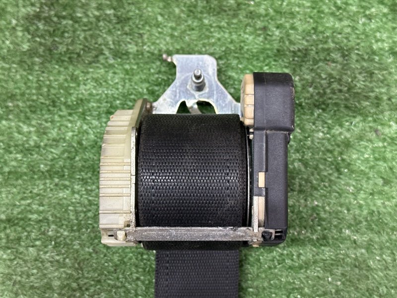 Ремень безопасности Opel Astra G