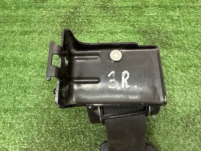 Ремень безопасности Opel Astra J