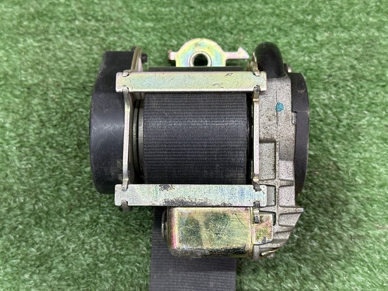 Ремень безопасности Peugeot 307