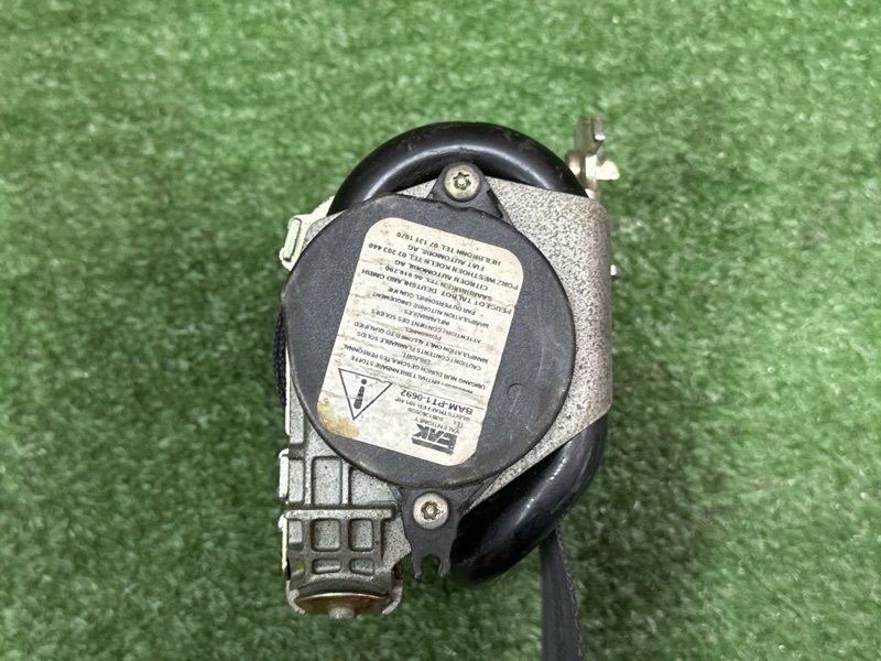 Ремень безопасности Peugeot 307