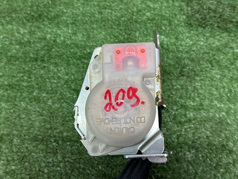 Ремень безопасности Chevrolet Spark