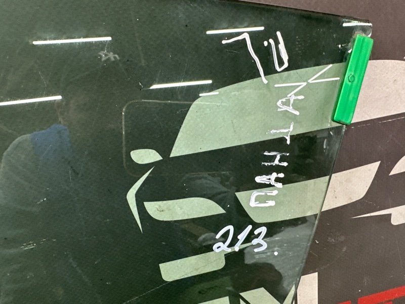 Стекло двери Fiat Panda