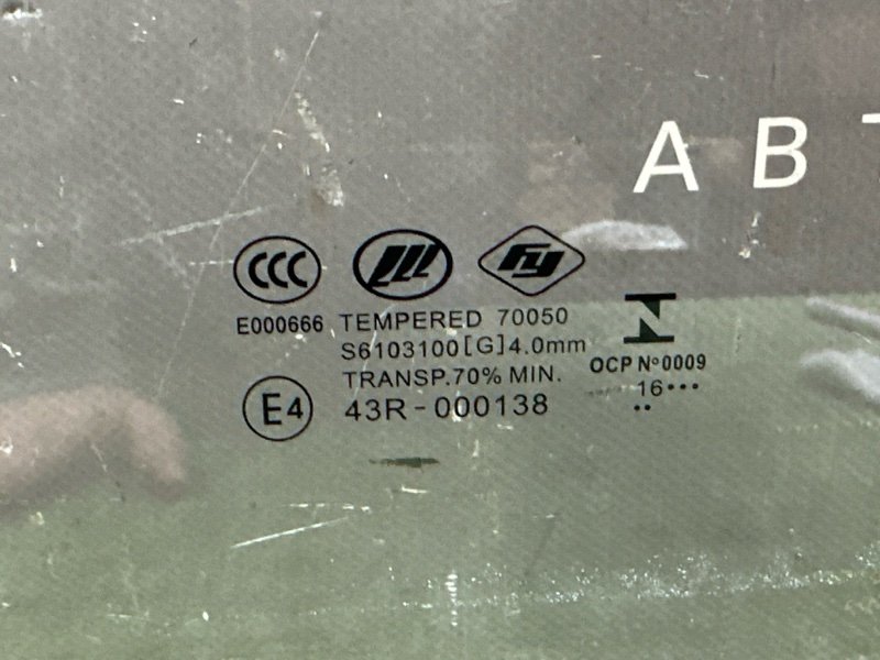 Стекло двери LIFAN X60