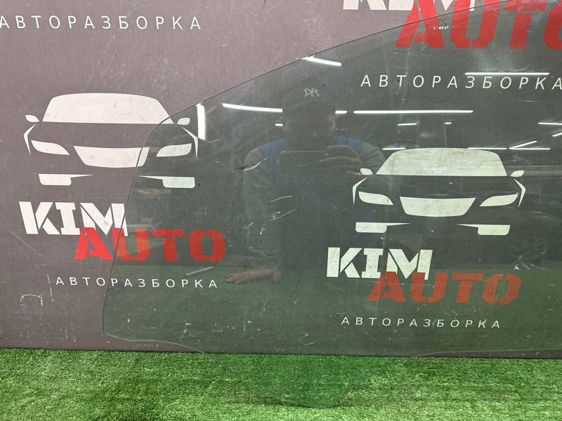 Стекло двери Opel Corsa