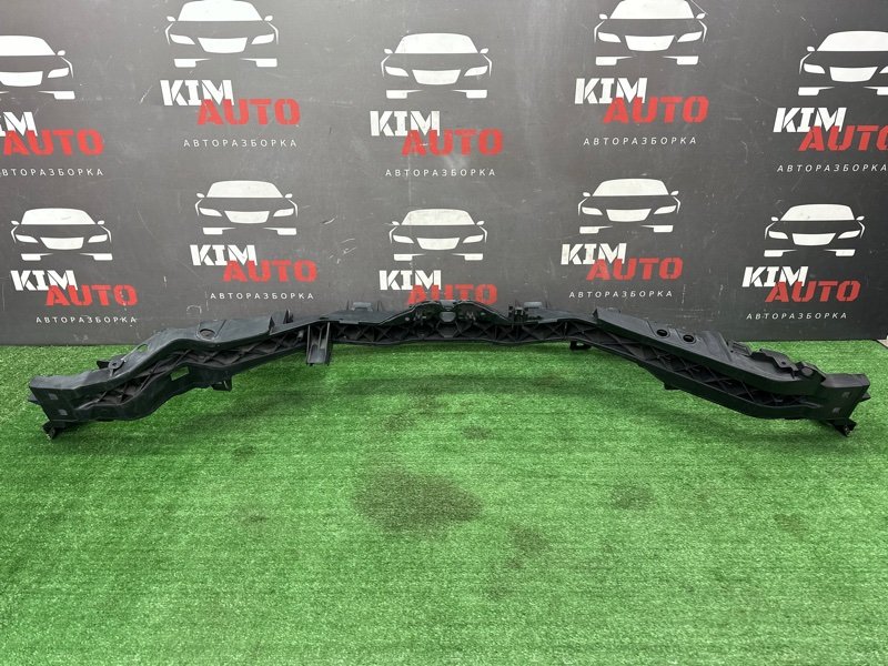 Панель передняя(телевизор) Ford Focus 2