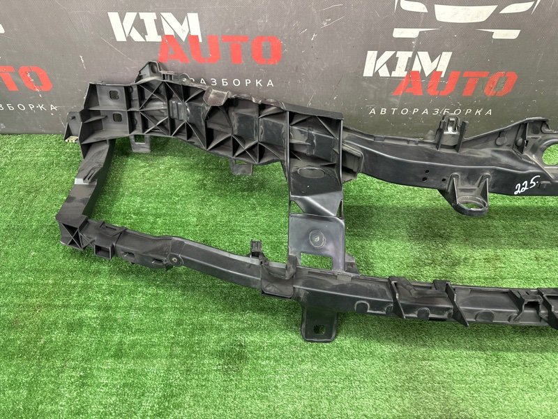 Панель передняя(телевизор) Ford Focus 2