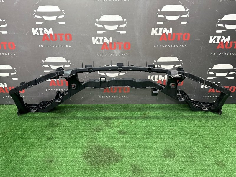 Панель передняя(телевизор) Ford Focus 2