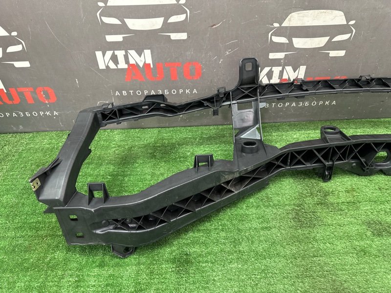 Панель передняя(телевизор) Ford Focus 2