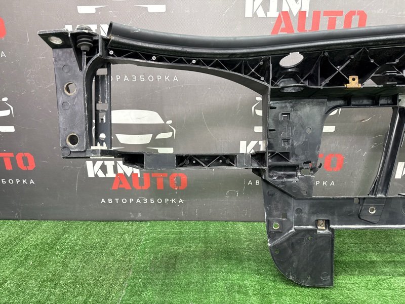 Панель передняя(телевизор) Ford Mondeo 3