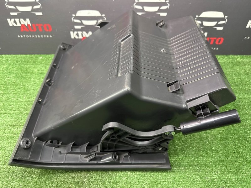 Бардачок Opel Astra H