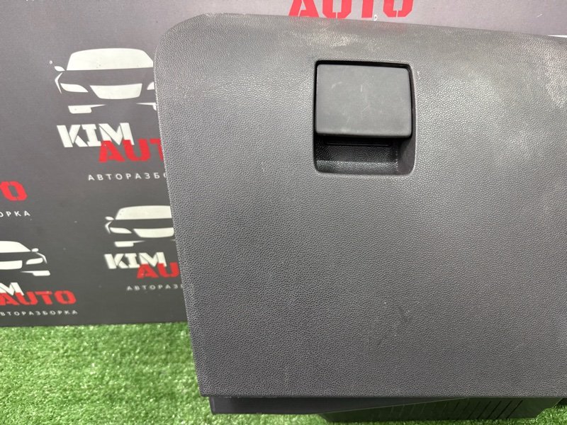 Бардачок Opel Astra H