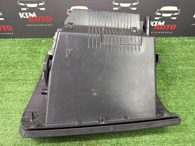 Бардачок Opel Astra H