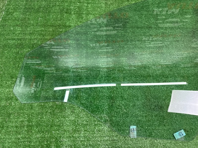 Стекло двери Chevrolet Captiva