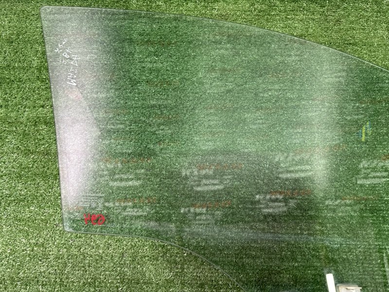 Стекло двери mazda mazda 3