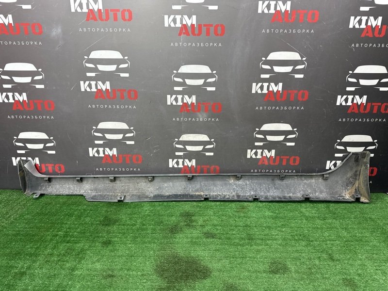 Накладка порога наружная Nissan Primera