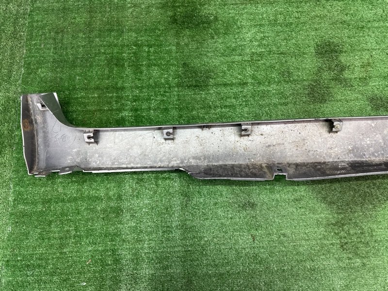 Накладка порога наружная Nissan Primera