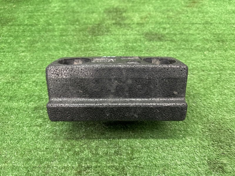 Абсорбер переднего бампера Fiat Albea