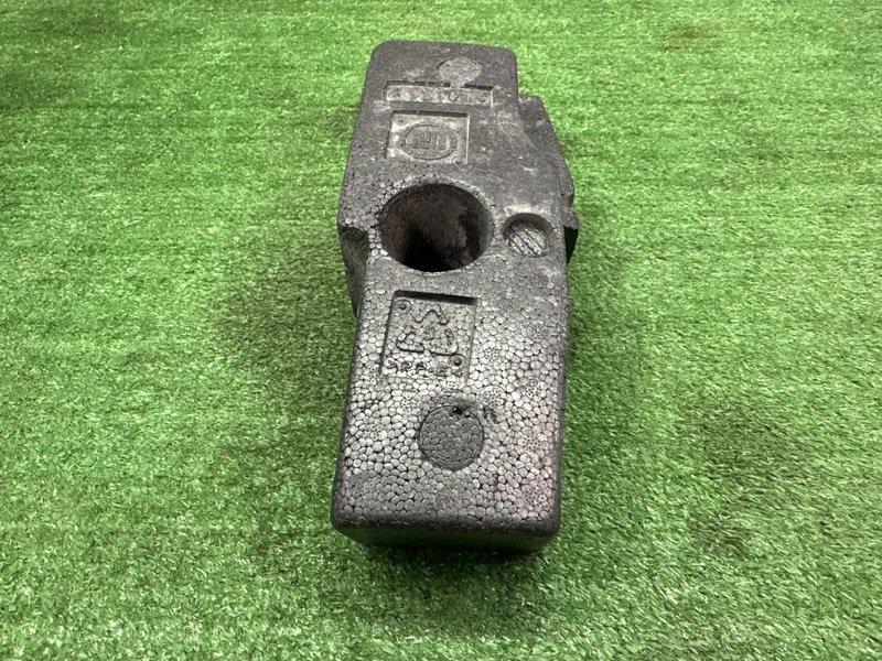 Абсорбер переднего бампера Fiat Albea