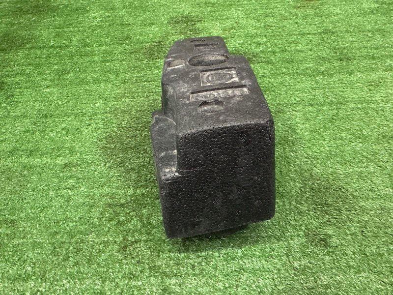 Абсорбер переднего бампера Fiat Albea