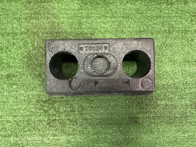 Абсорбер переднего бампера Fiat Albea