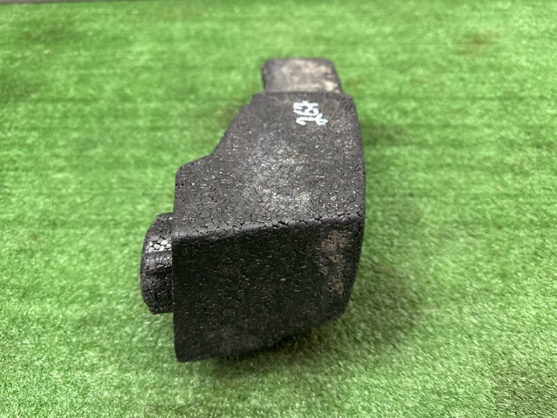 Абсорбер переднего бампера Fiat Albea