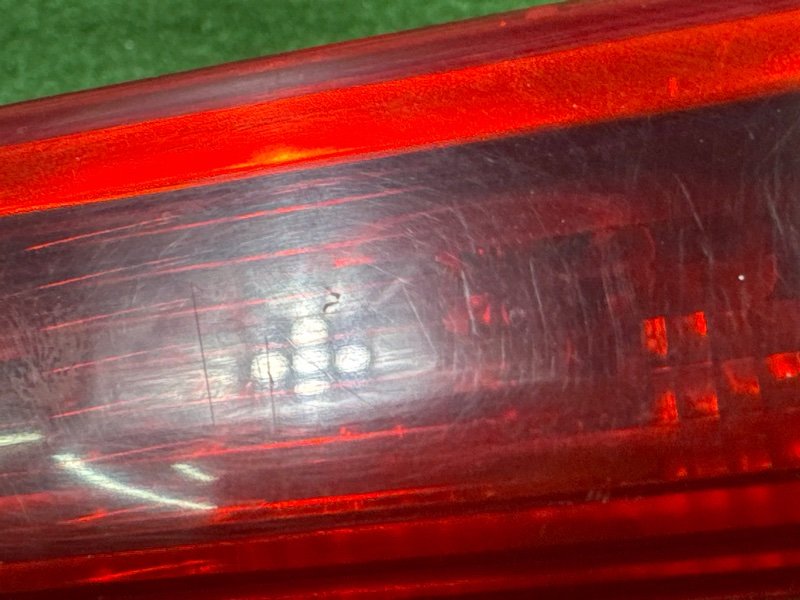 Фонарь задний стоп-сигнал Peugeot 308