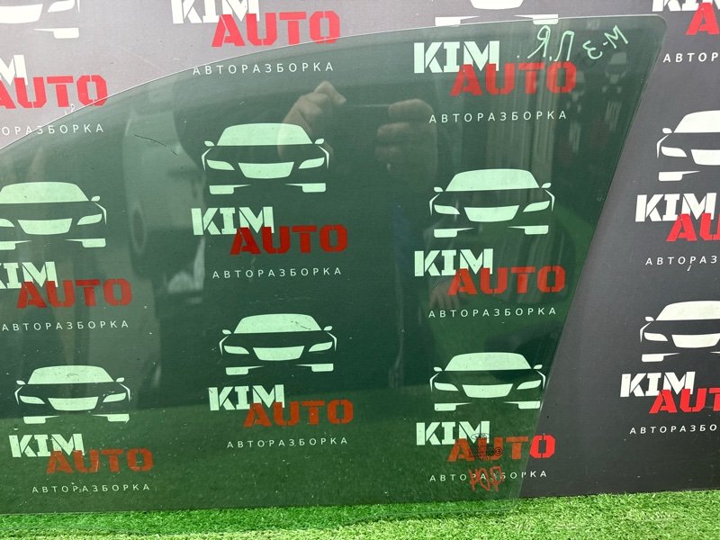 Стекло двери Ford Mondeo 3