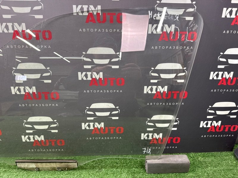 Стекло двери Daewoo Nexia
