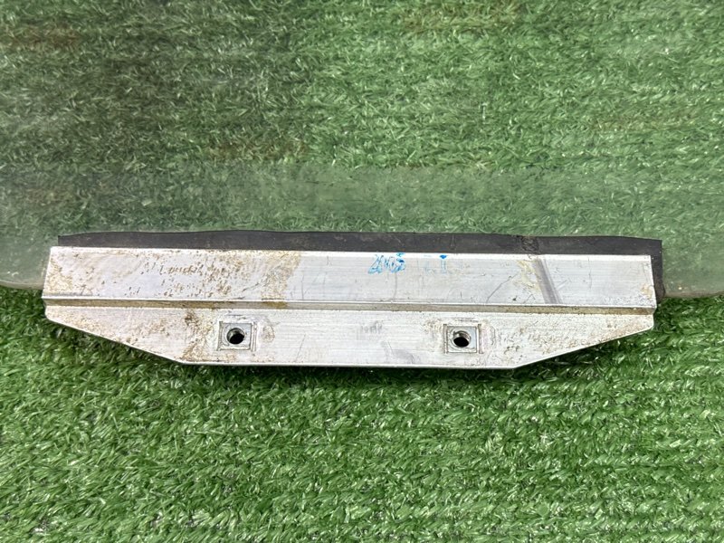 Стекло двери Daewoo Nexia