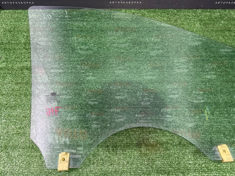 Стекло двери Hyundai I20