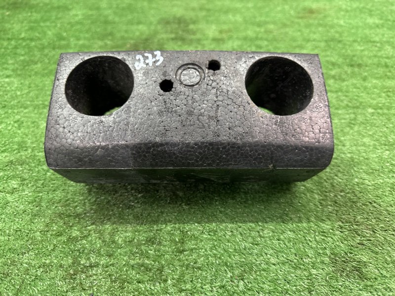 Абсорбер переднего бампера Fiat Albea