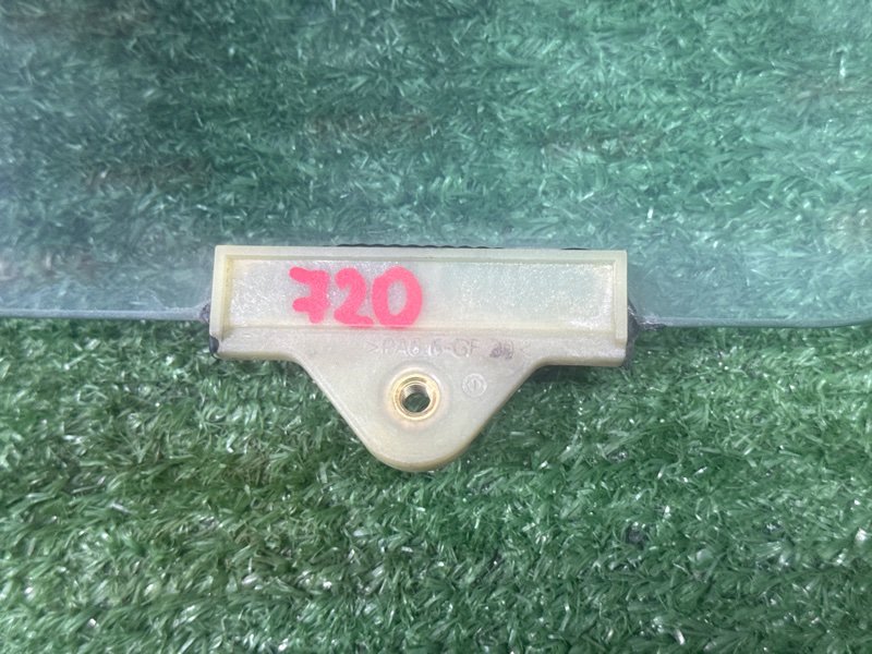 Стекло двери Hyundai i30