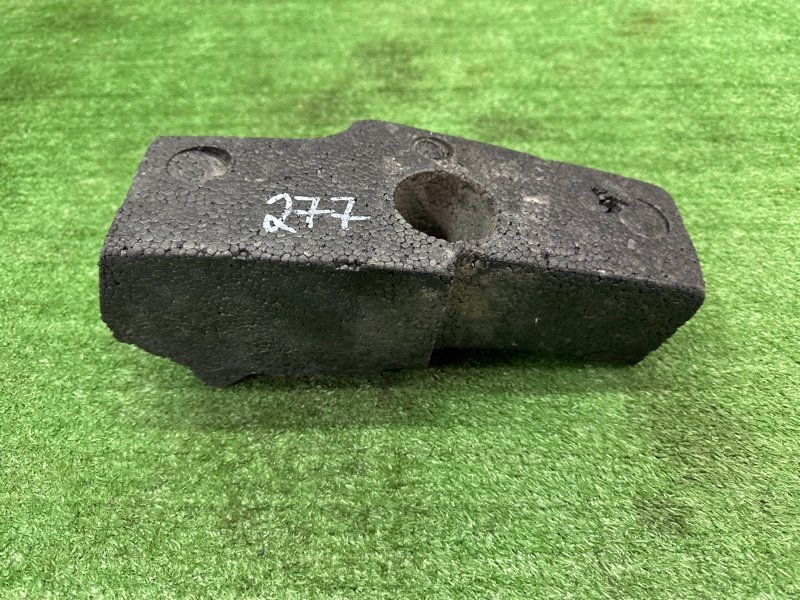 Абсорбер переднего бампера Fiat Albea