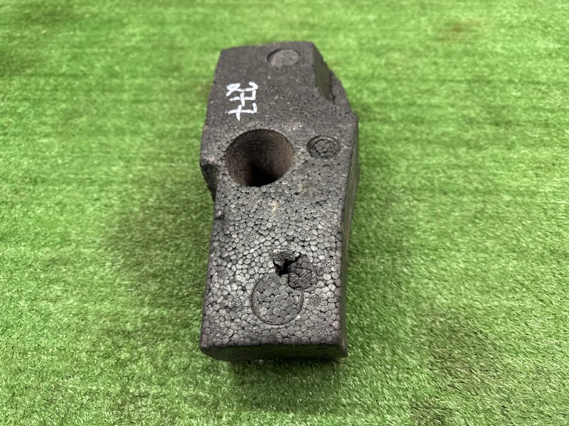 Абсорбер переднего бампера Fiat Albea