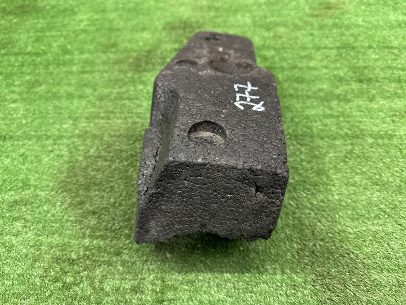 Абсорбер переднего бампера Fiat Albea