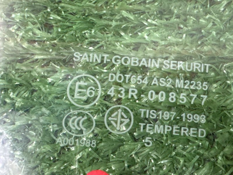 Стекло двери mazda mazda 3