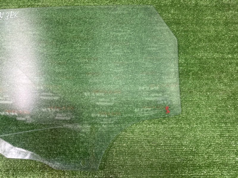 Стекло двери mazda mazda 3