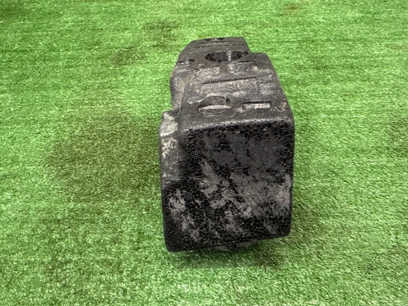 Абсорбер переднего бампера Fiat Albea