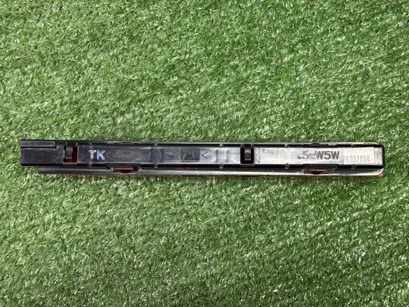 Фонарь задний стоп-сигнал Ford Focus 2