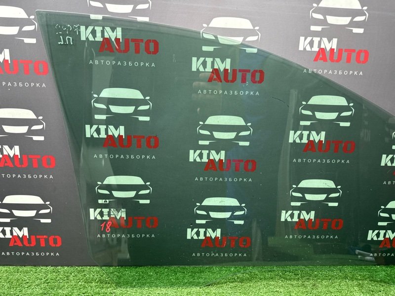 Стекло двери Ford Focus 2