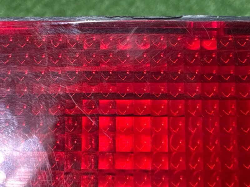 Фонарь задний стоп-сигнал Suzuki Liana